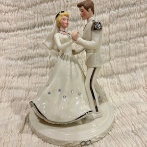 Lenox Cinderella & Prince Cake Topper